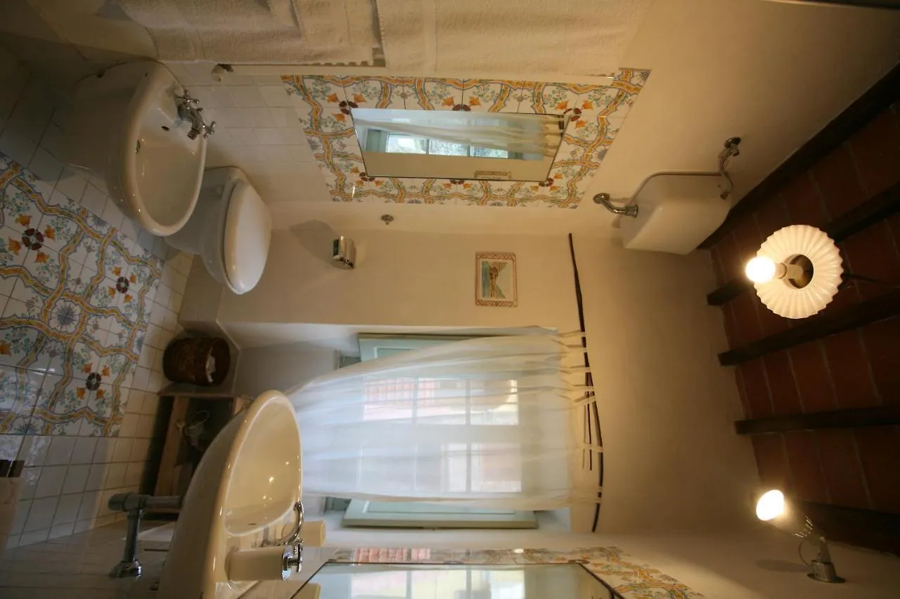 Delizioso E Particolare Casale Con Piscina,Cortona Villa