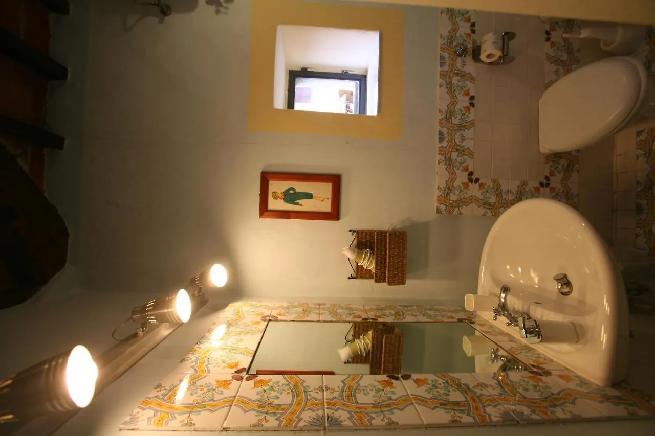 Delizioso E Particolare Casale Con Piscina,Cortona Villa  Cortona