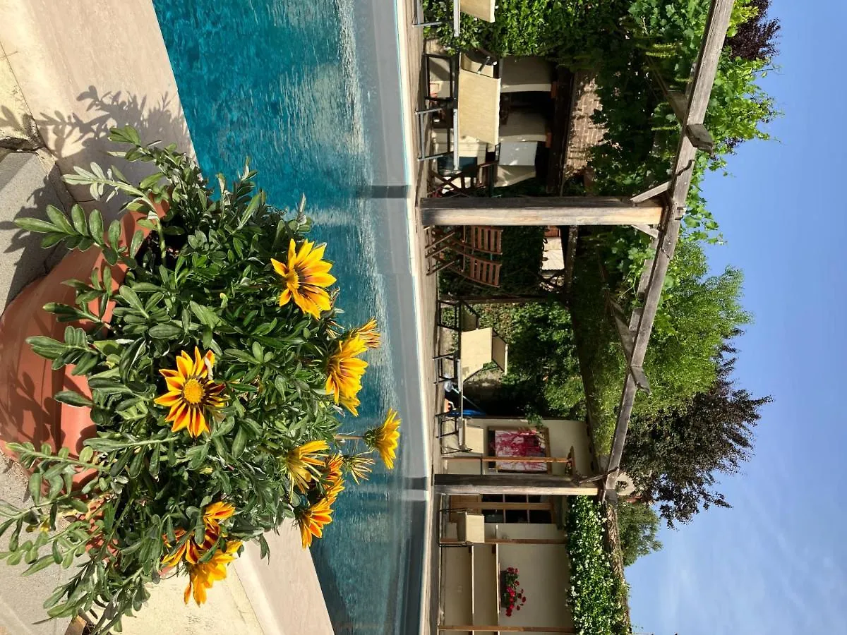 Delizioso E Particolare Casale Con Piscina,Cortona Villa