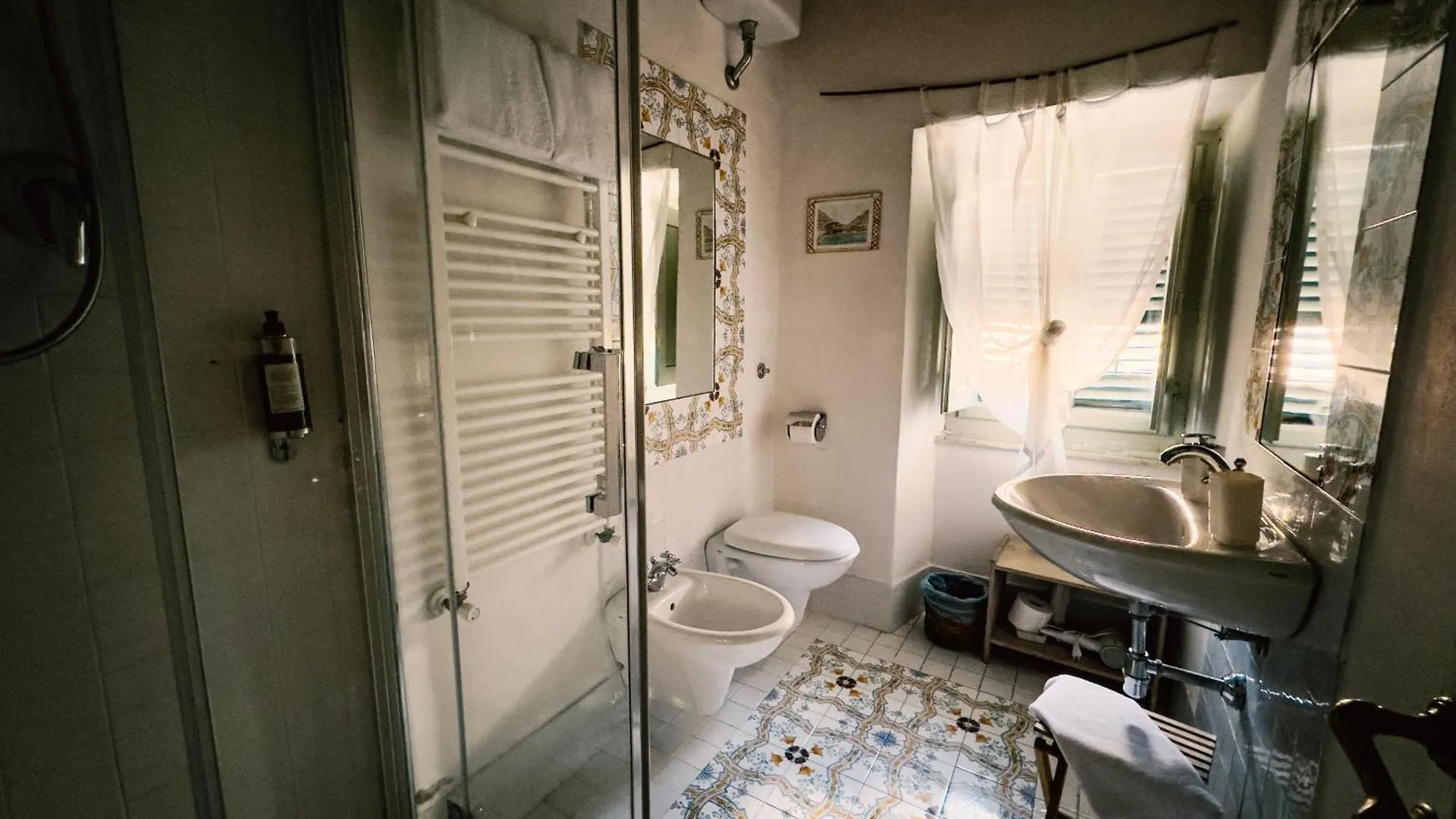 Delizioso E Particolare Casale Con Piscina,Cortona Villa
